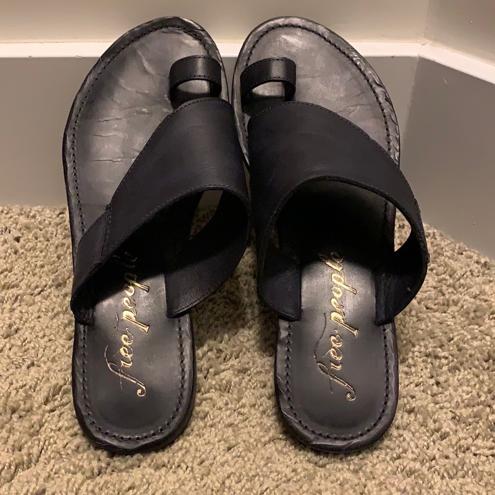 Brand new. Free people black Sant Antoni Slide size 38